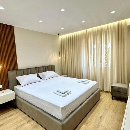E&R Apartments At Myslym Shyri Τίρανα Εξωτερικό φωτογραφία