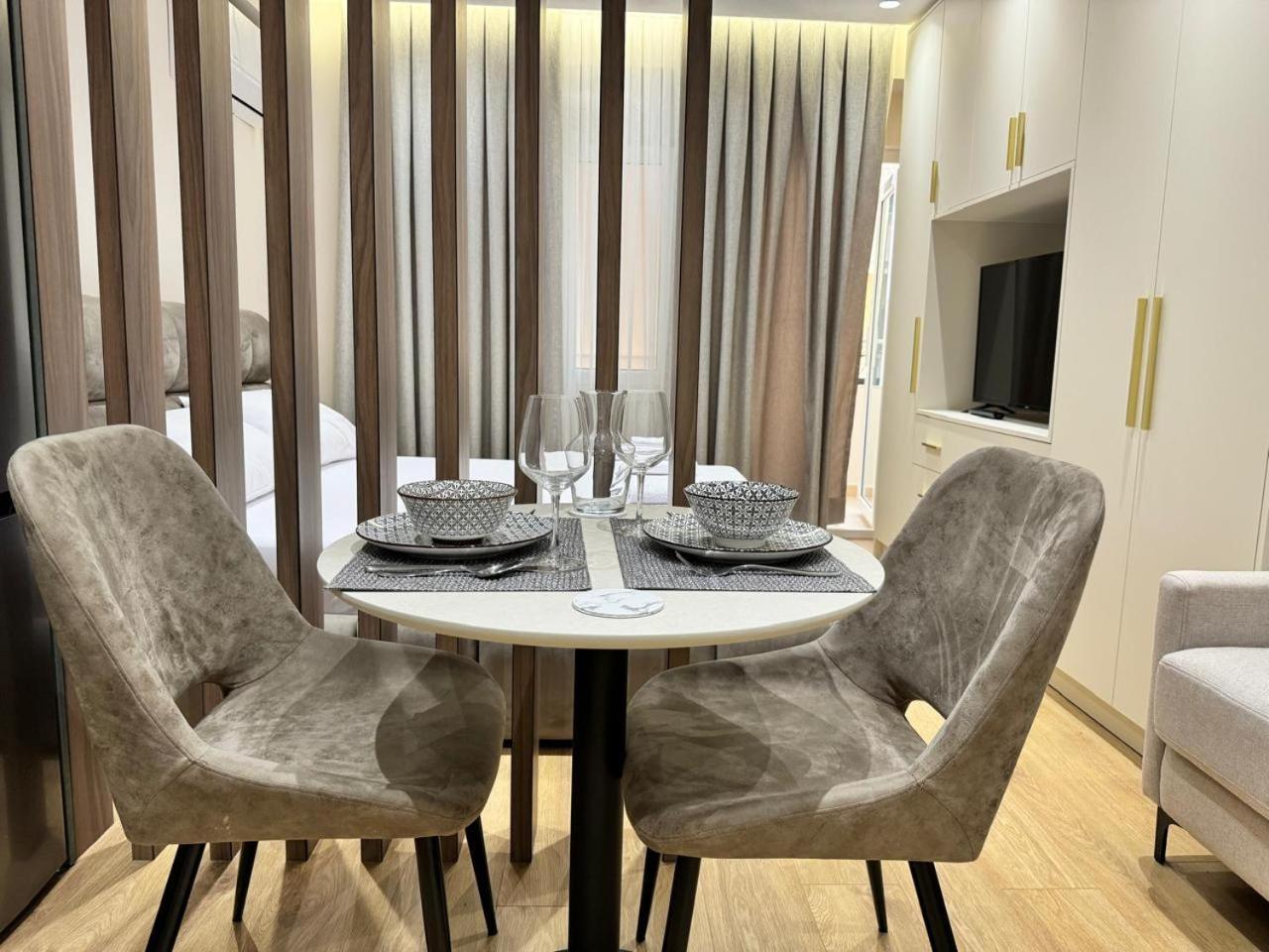 E&R Apartments At Myslym Shyri Τίρανα Εξωτερικό φωτογραφία