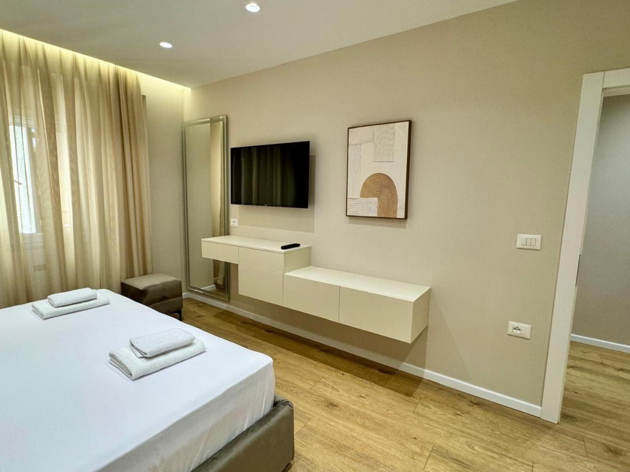 E&R Apartments At Myslym Shyri Τίρανα Εξωτερικό φωτογραφία